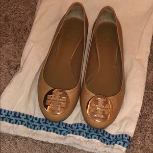 Tory Burch women’s nude flats